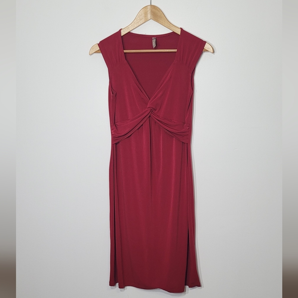 Thyme Maternity Red Sleeveless Pregnancy Lightweight Business Casual Size Small